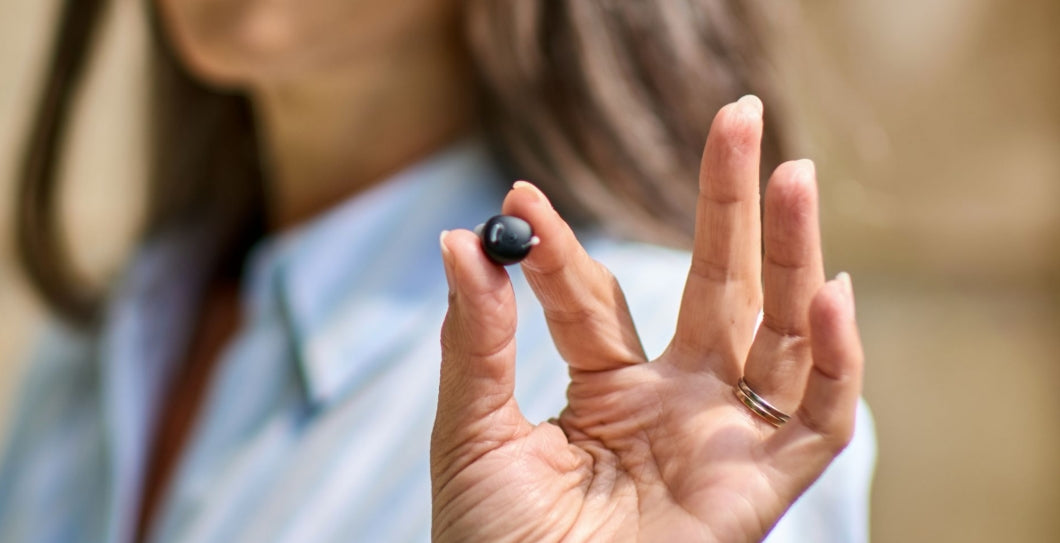 Cearvol Nano 小型集音器（UV除菌・ワンケース操作）ミッドナイトブラック